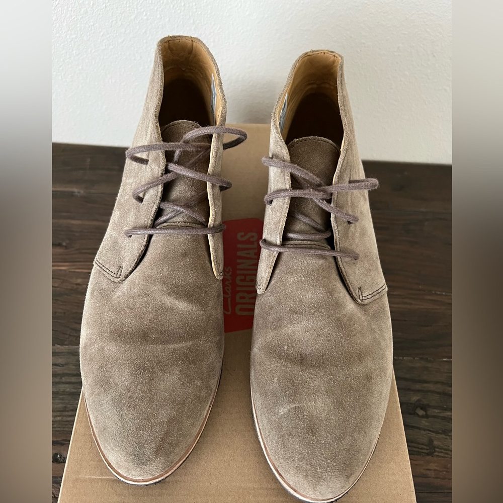 Clarks Womens Suede Chukka Phenia Desert Boots Size 10